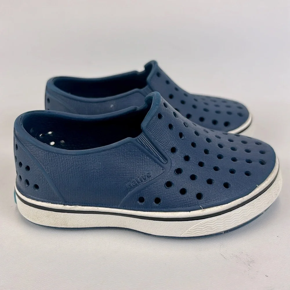 NATIVE Miles Navy Blue Slip-On Waterproof Shoes Size C6